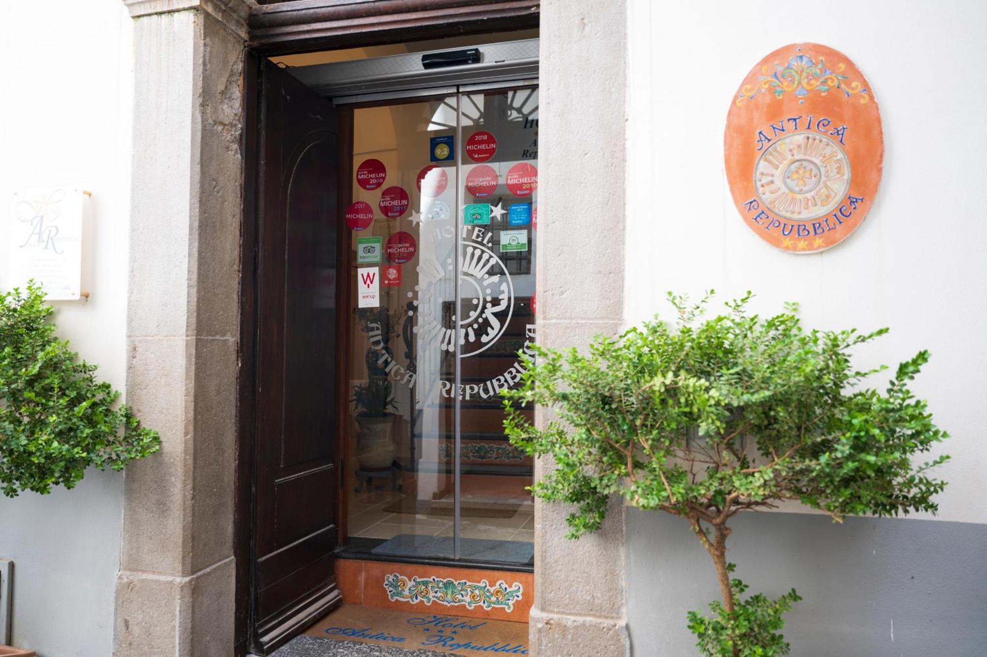 Hotel Antica Repubblica In Amalfi Center At 100Mt From The Sea Ngoại thất bức ảnh