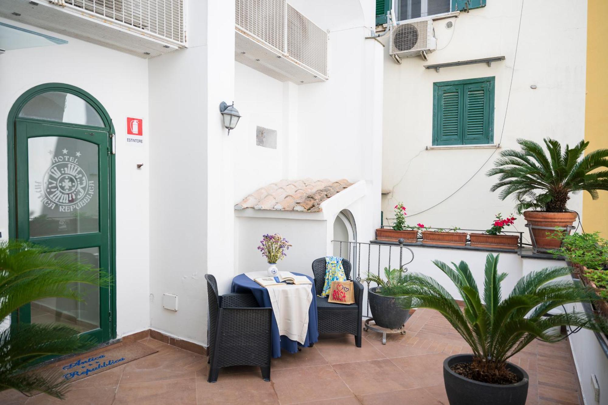 Hotel Antica Repubblica In Amalfi Center At 100Mt From The Sea Ngoại thất bức ảnh
