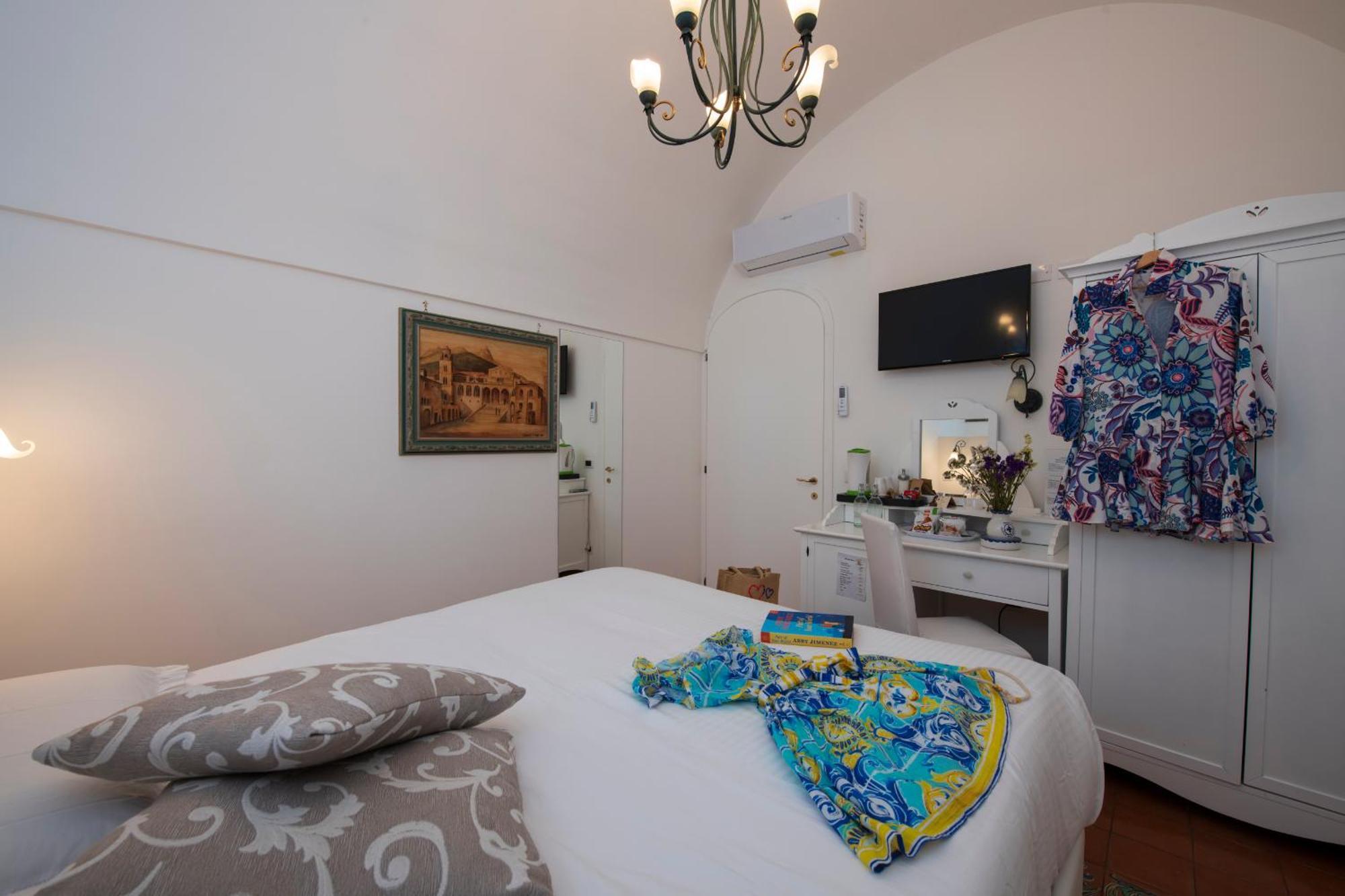 Hotel Antica Repubblica In Amalfi Center At 100Mt From The Sea Ngoại thất bức ảnh